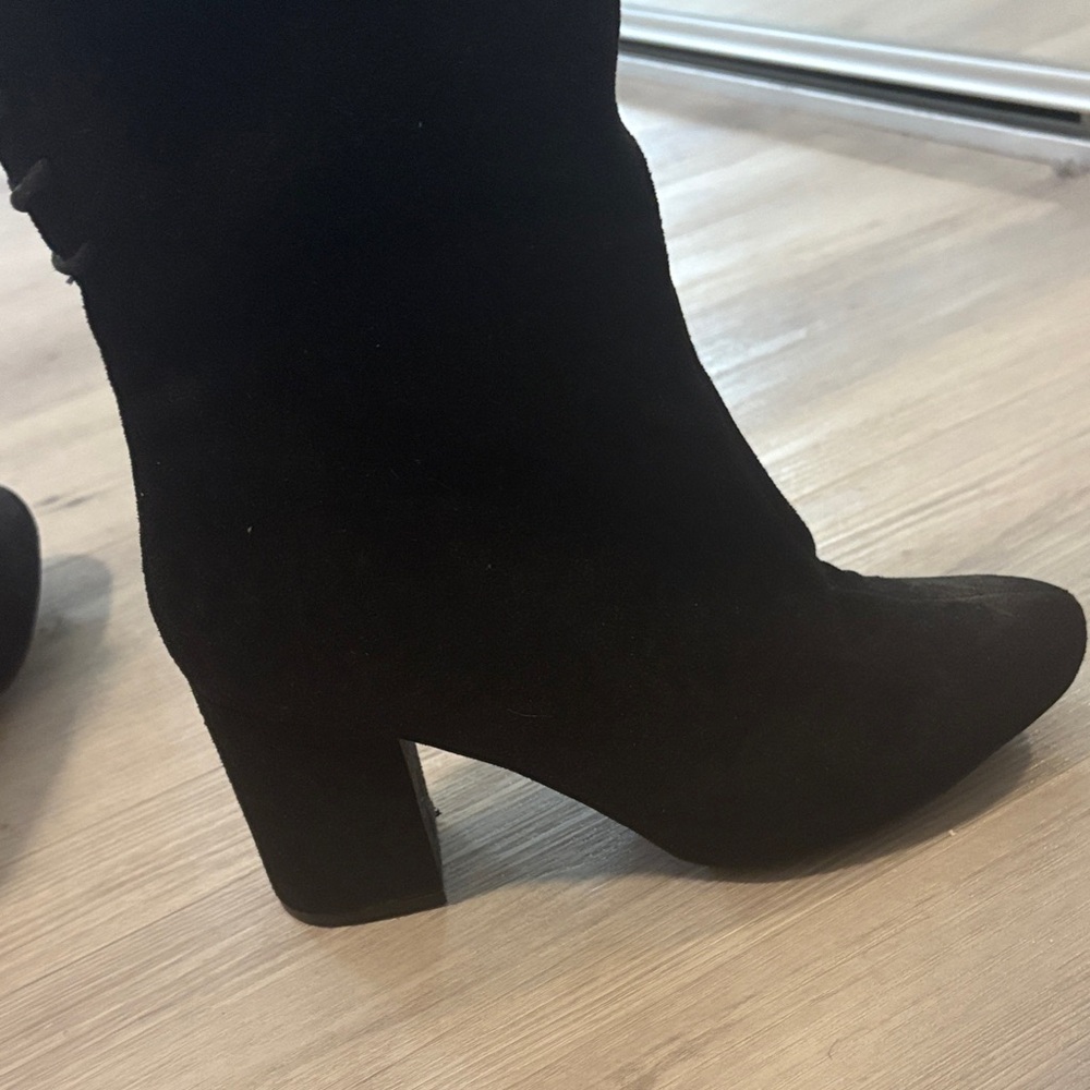 Black Over-the-Knee Lace-Up SuedeWomen's Boots - Picture 4 of 4